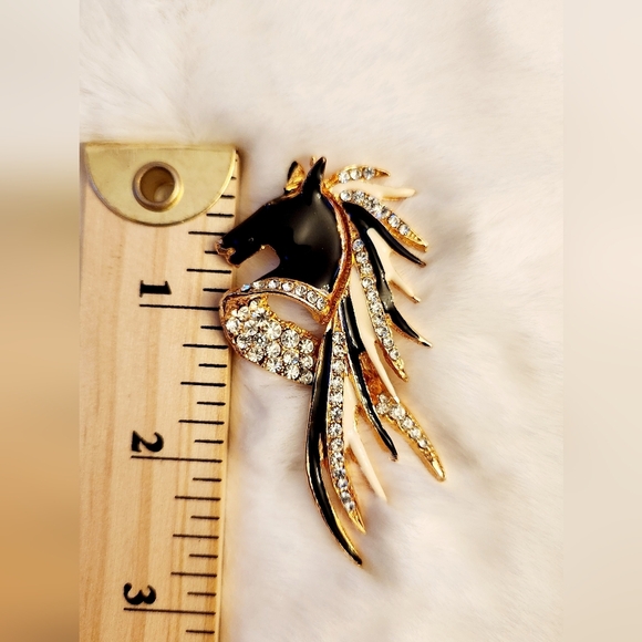 Vintage Enamel and Cut Crystal Flowing Mane Horse Pin - Picture 5 of 9